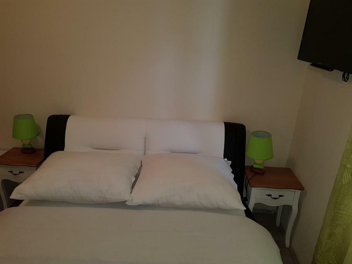 Elg Rooms 포스토이나 외부 사진